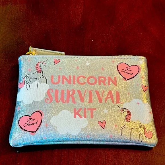 Too Faced Unicorn Survival Kit - Picture 4 of 8